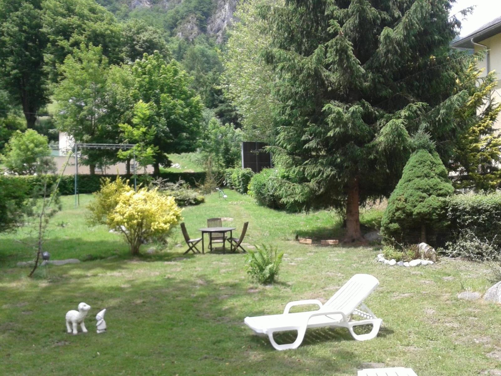 Hotel Du Val D'Aure Cadéac Exteriör bild