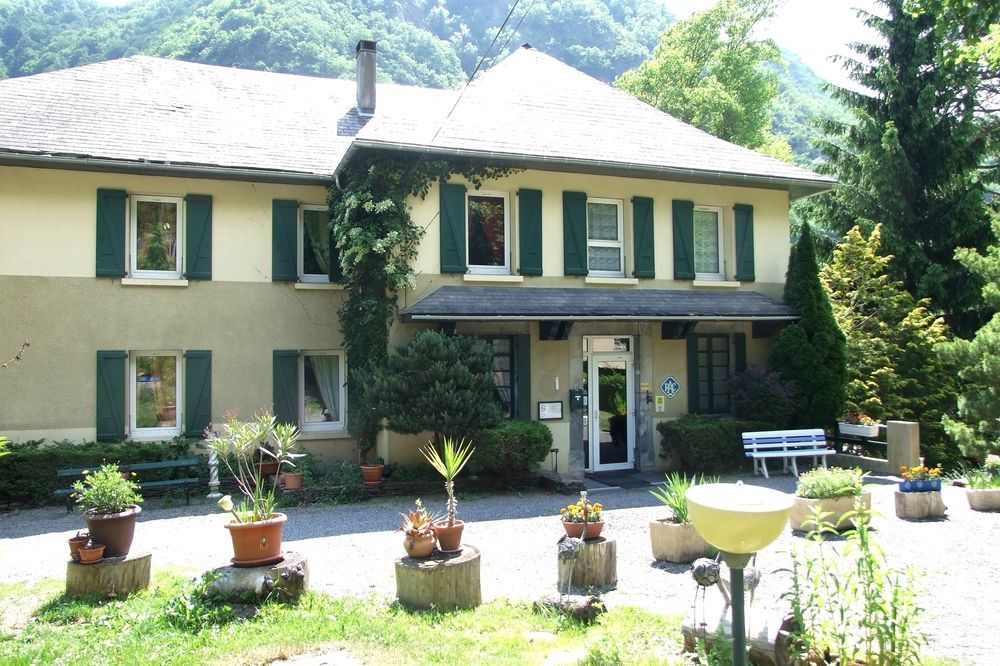 Hotel Du Val D'Aure Cadéac Exteriör bild