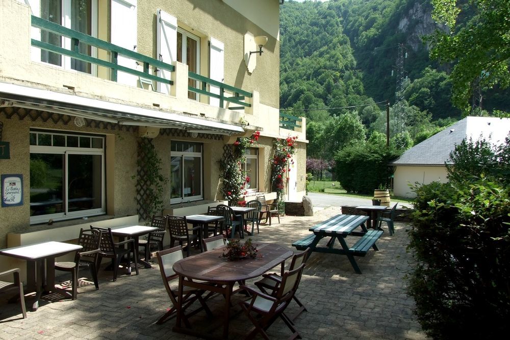Hotel Du Val D'Aure Cadéac Exteriör bild